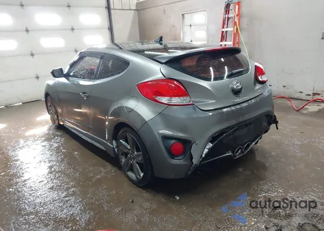 2015 Hyundai Veloster Turbo z USA, uszkodzony, nr VIN KMHTC6AE4FU237783